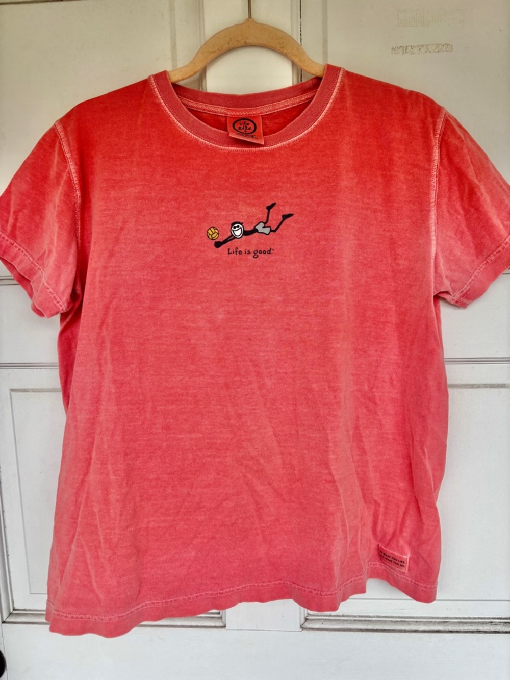 Life Is Good Pink Volleyball Graphic Tee Women’s Medium Vintage Wash